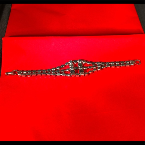 Vintage Rhinestone Bracelet - Picture 2 of 4